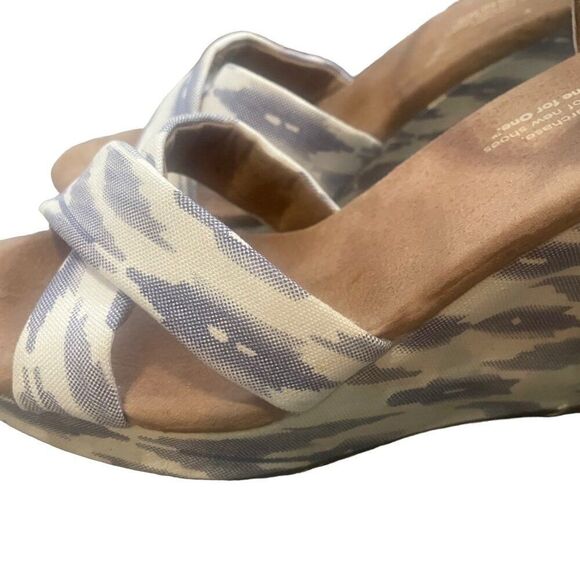 Preowned Womens Toms Peep Toe Chambray Wedge sandals 7.5 - Picture 13 of 14